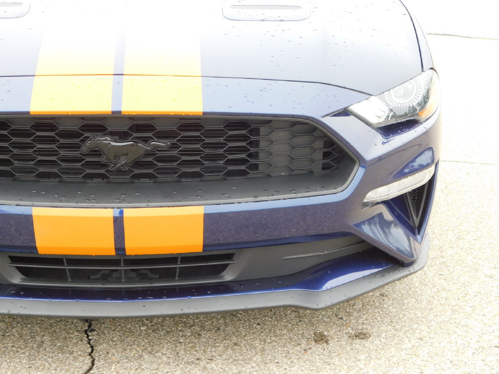 Used 2020 Ford Mustang Coupe w/ Equipment Group 101A RWD image 9