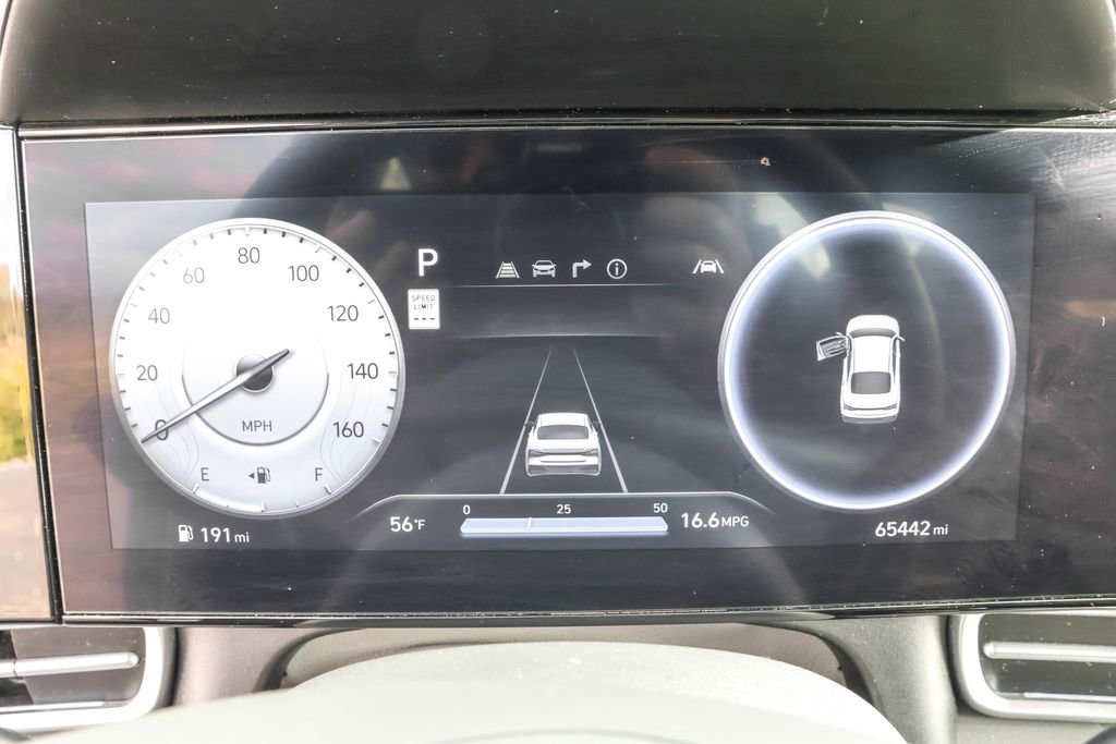 Used 2024 Hyundai Elantra SEL FWD image 21