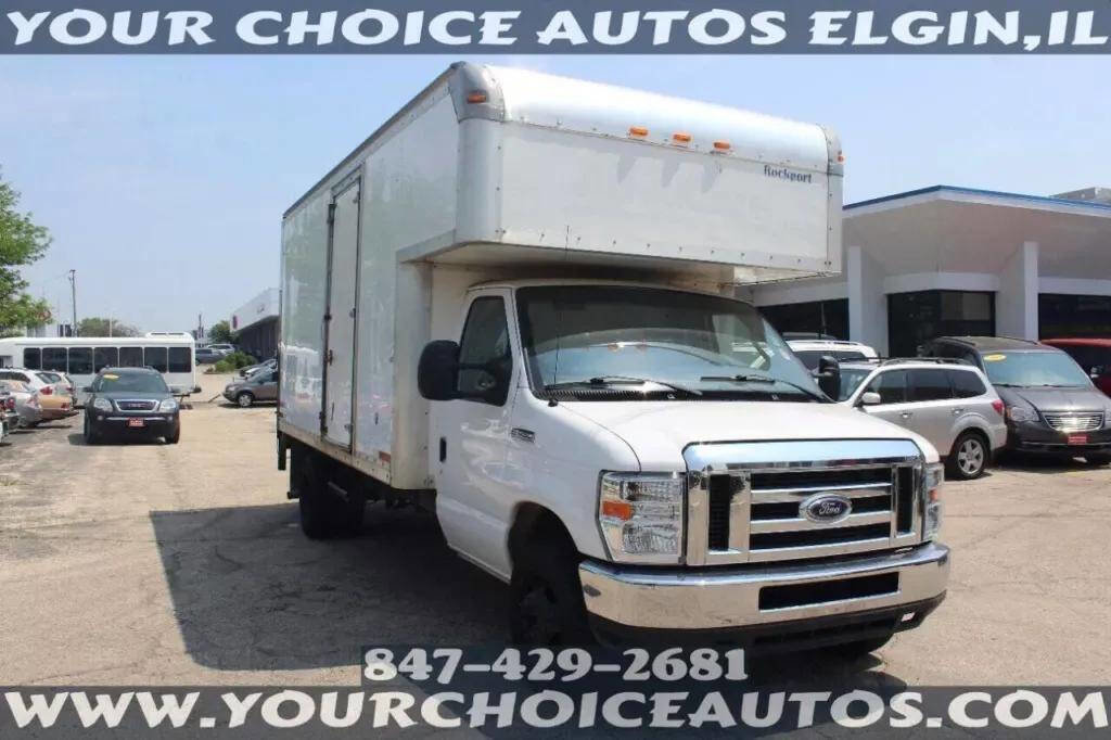 Used 2017 Ford E-450 and Econoline 450 Super Duty image 3