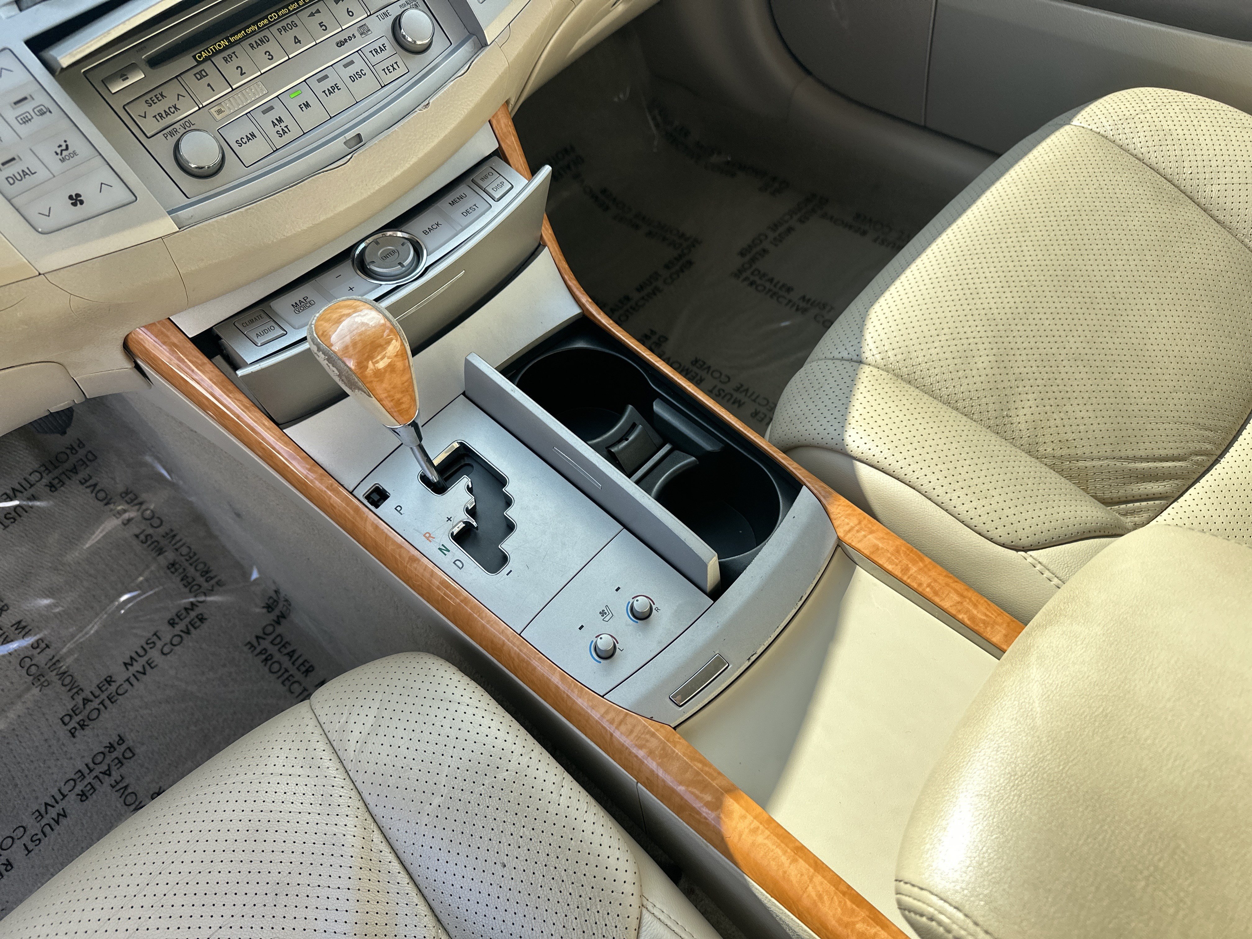 Used 2005 Toyota Avalon Limited FWD image 26
