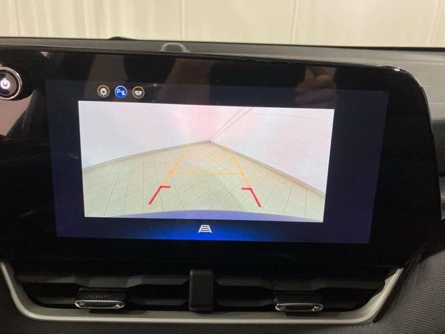 New 2026 Chevrolet Equinox LT w/ LPO, Floor Liner Package image 17