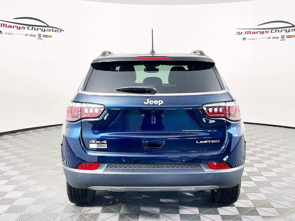 Used 2024 Jeep Compass Limited image 7