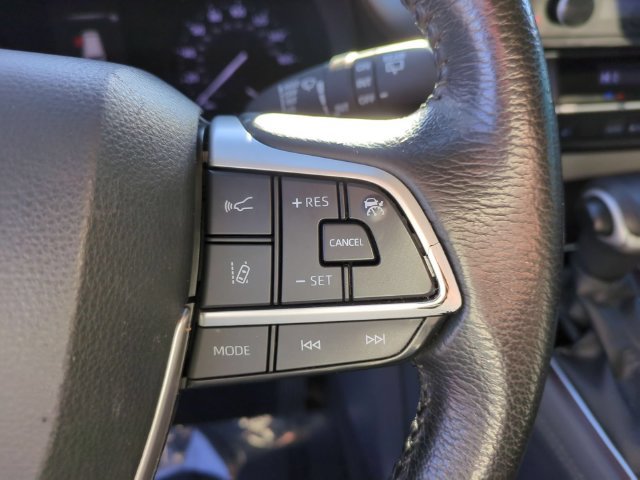 Used 2022 Toyota Sienna XLE AWD/4WD image 21