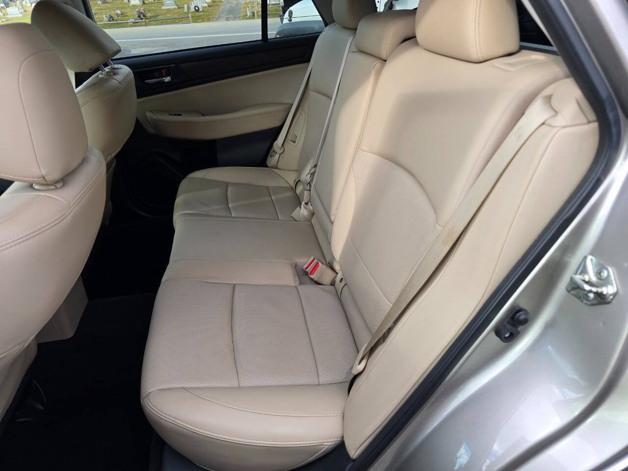 Used 2015 Subaru Outback 2.5i Limited AWD/4WD image 20