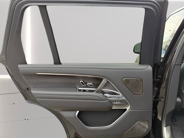 New 2026 Land Rover Range Rover Long Wheelbase Autobiography image 31