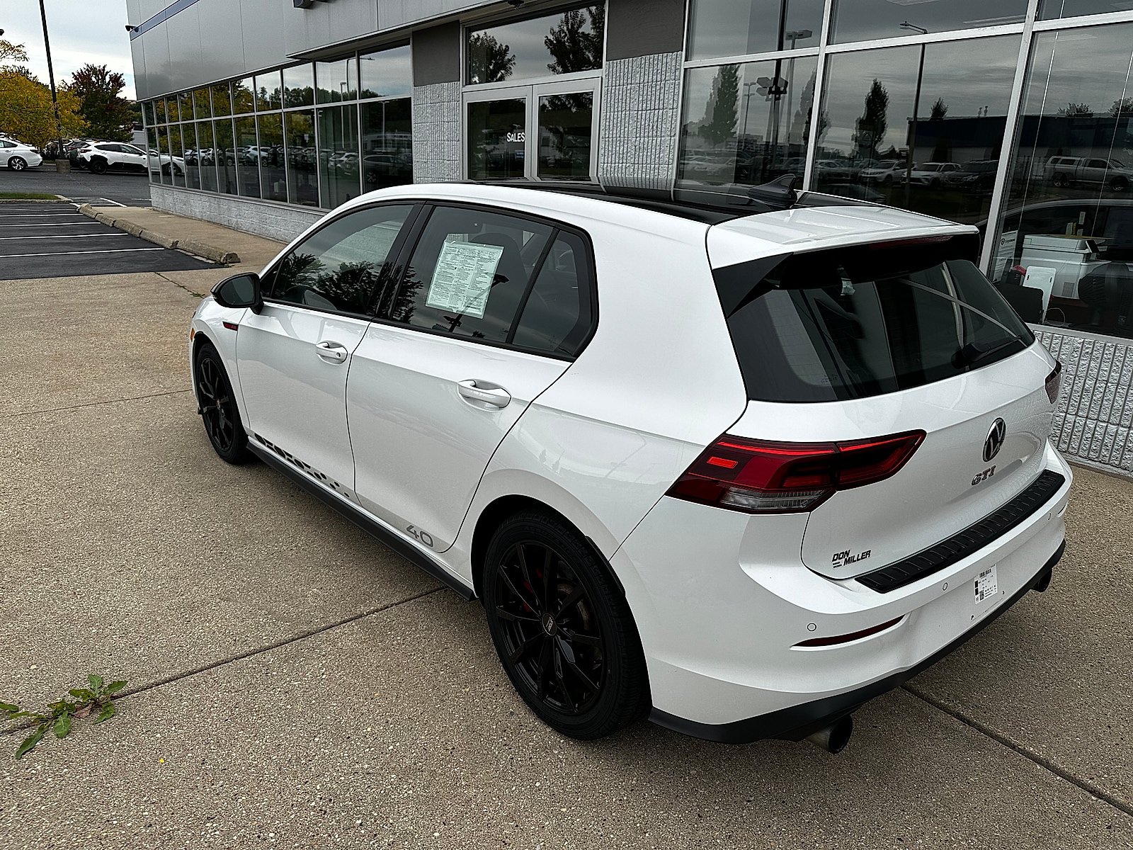 Used 2023 Volkswagen GTI 40th Anniversary Edition FWD image 4