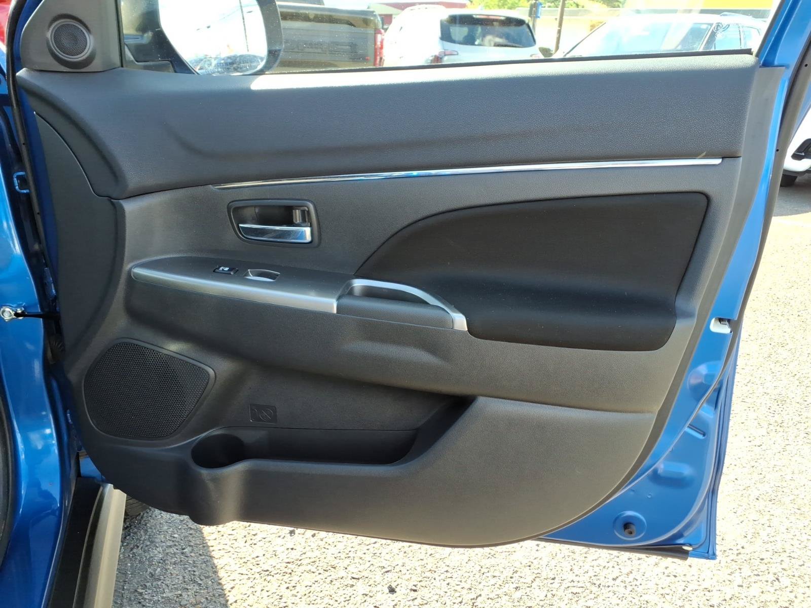 Used 2019 Mitsubishi Outlander Sport ES FWD image 29