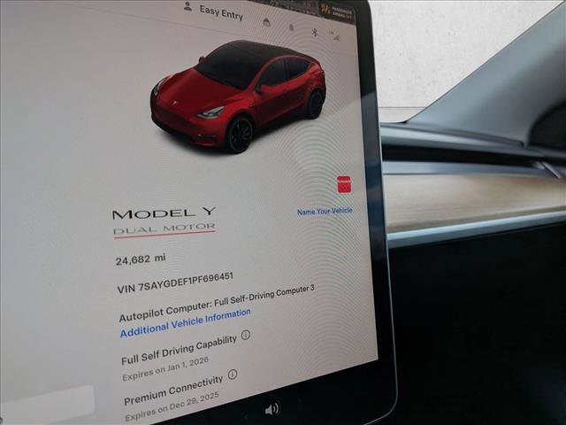Used 2023 Tesla Model Y Performance image 12