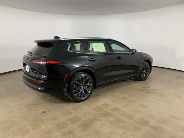 Used 2025 Toyota Crown Signia Limited image 8