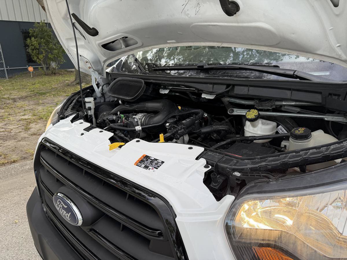 Used 2024 Ford Transit 250 Low Roof w/ Exterior Upgrade Package RWD image 18