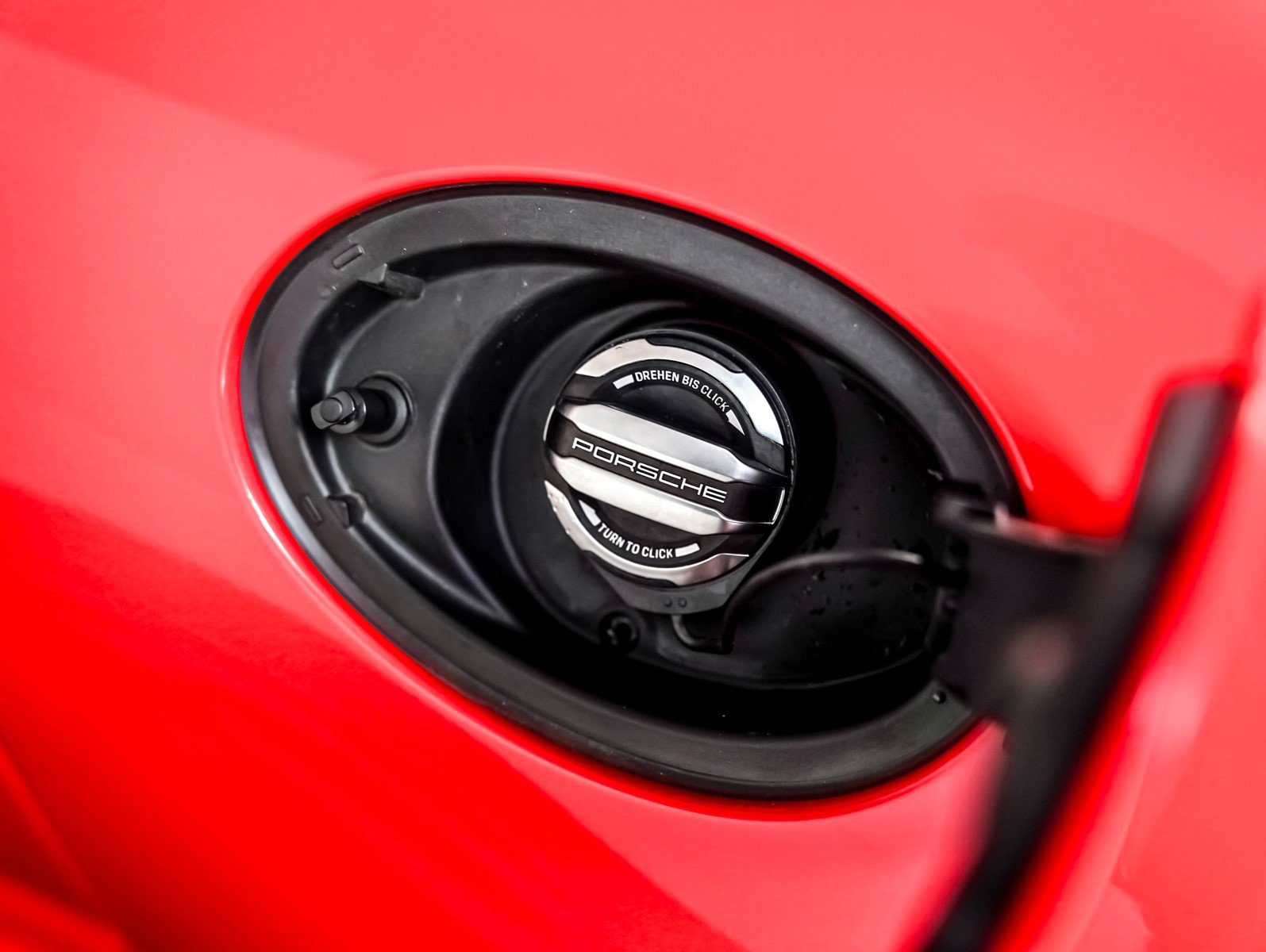 Certified 2025 Porsche 911 Carrera T image 27