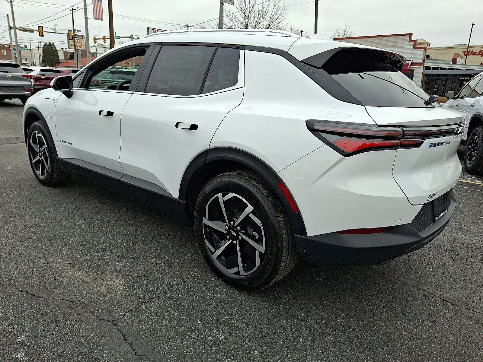 New 2026 Chevrolet Equinox EV LT AWD/4WD image 4