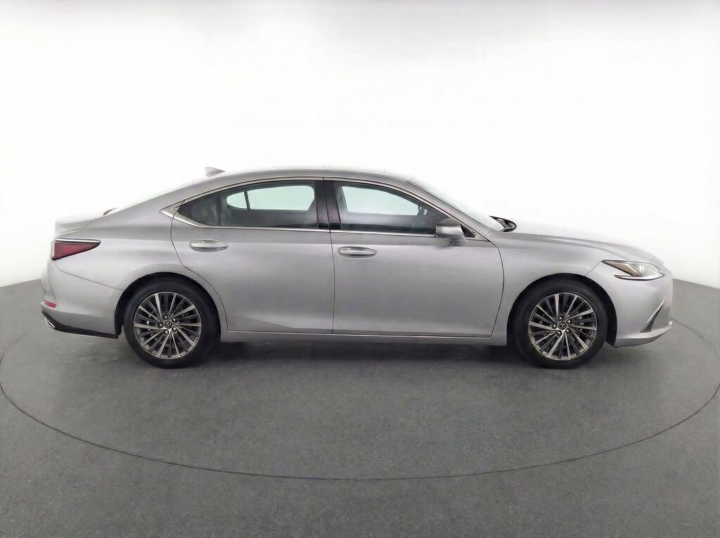 Used 2024 Lexus ES 350 w/ Premium Package image 8