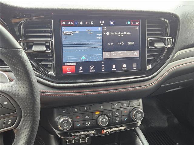 Used 2024 Dodge Durango GT AWD/4WD image 11