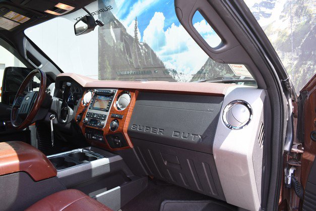 Used 2012 Ford F350 King Ranch w/ King Ranch w/Chrome Pkg AWD/4WD image 25