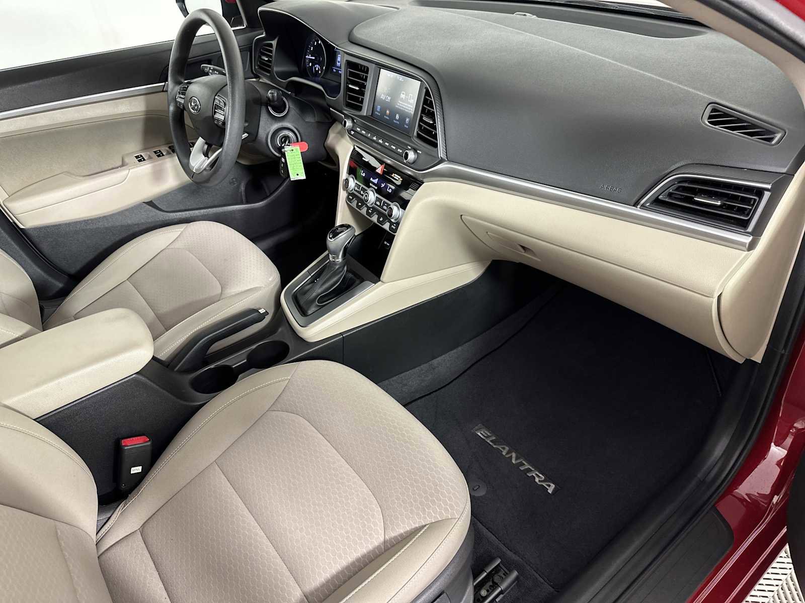 Used 2020 Hyundai Elantra SEL w/ Cargo Package (C1) FWD image 25