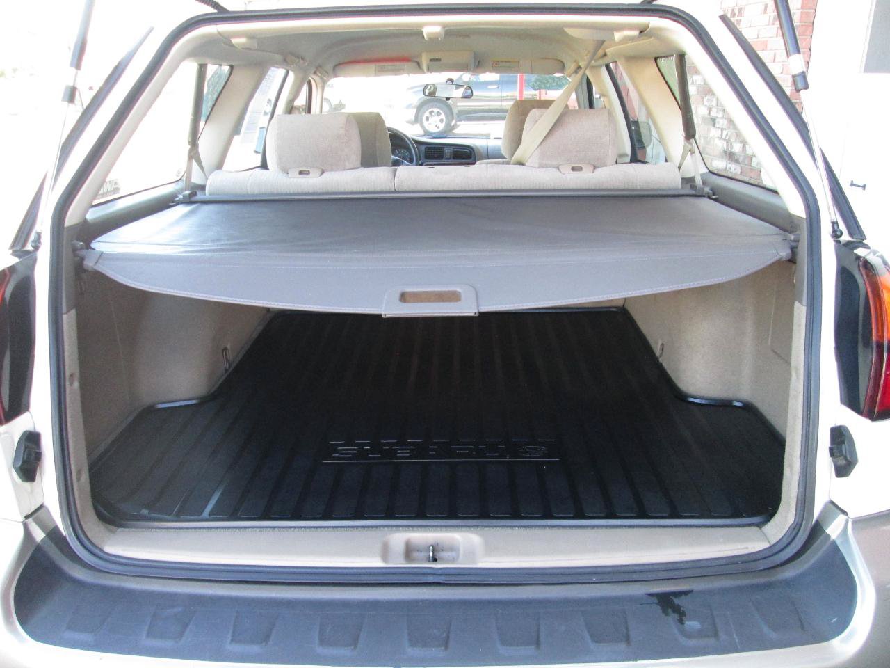 Used 2001 Subaru Outback Wagon AWD/4WD image 24