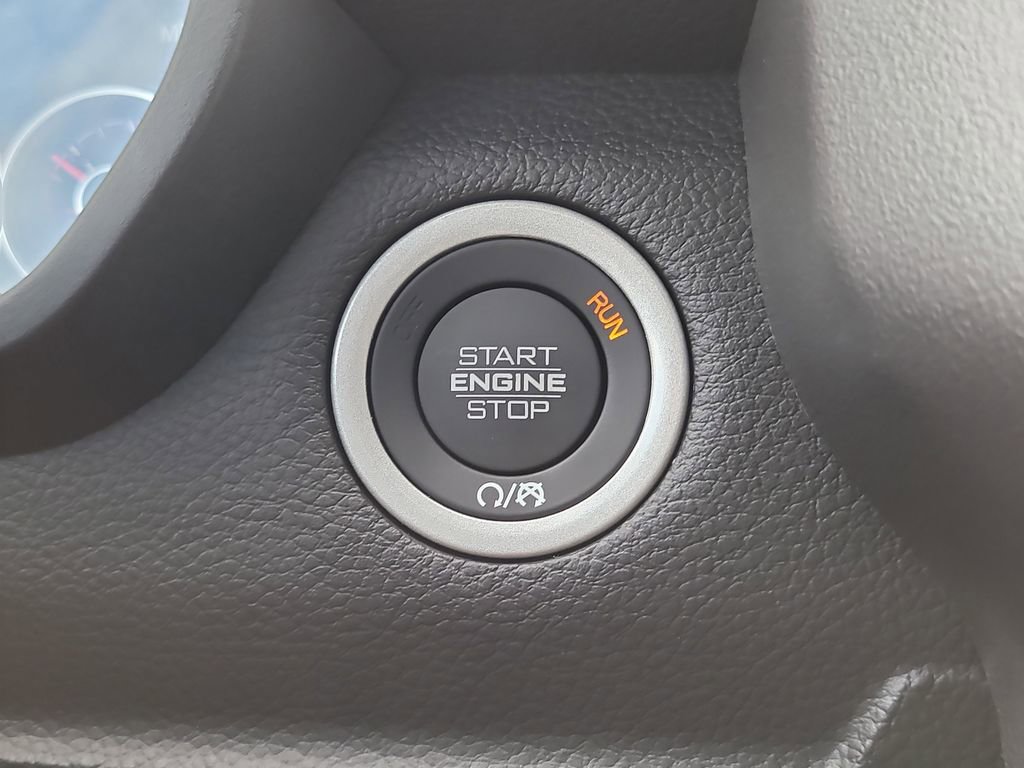 New 2026 RAM 1500 4x4 Crew Cab image 26