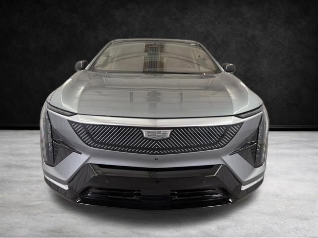 Certified 2025 Cadillac Optiq Luxury 1 w/ LPO, Floor Liner Package image 4