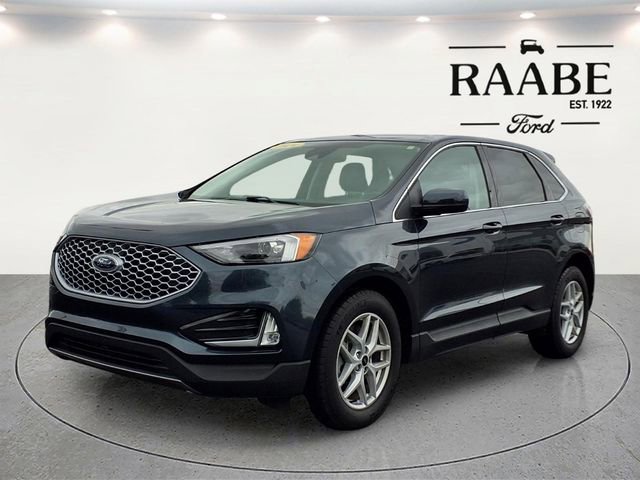 Used 2024 Ford Edge SEL w/ Convenience Package AWD/4WD image 3