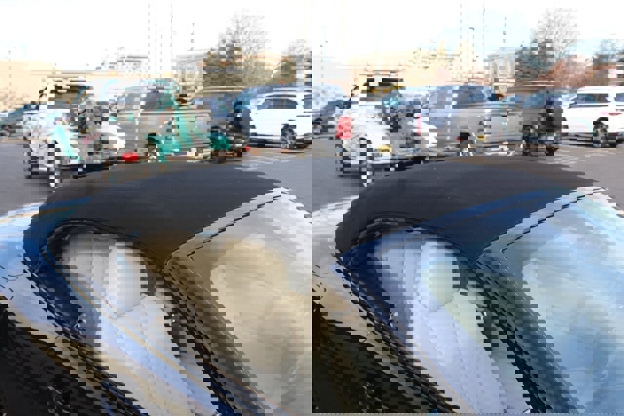 Used 2022 BMW 840i xDrive Convertible w/ Driving Assistance Package image 38