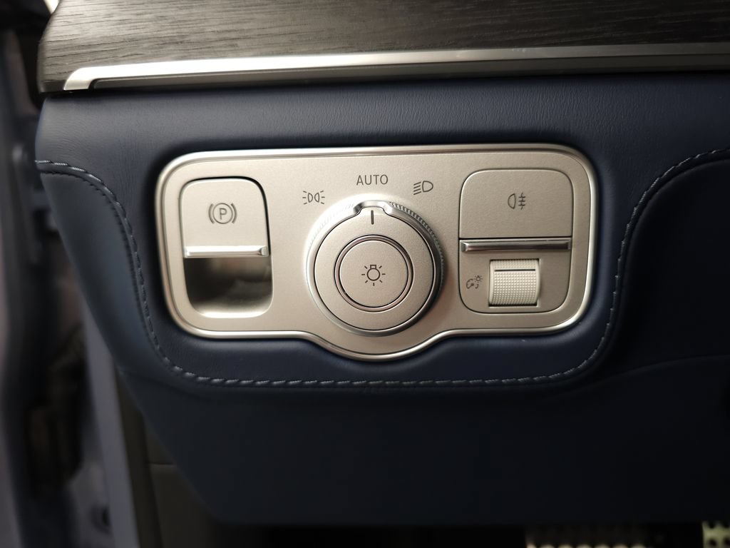 Certified 2025 Mercedes-Benz GLE 63 AMG S image 10