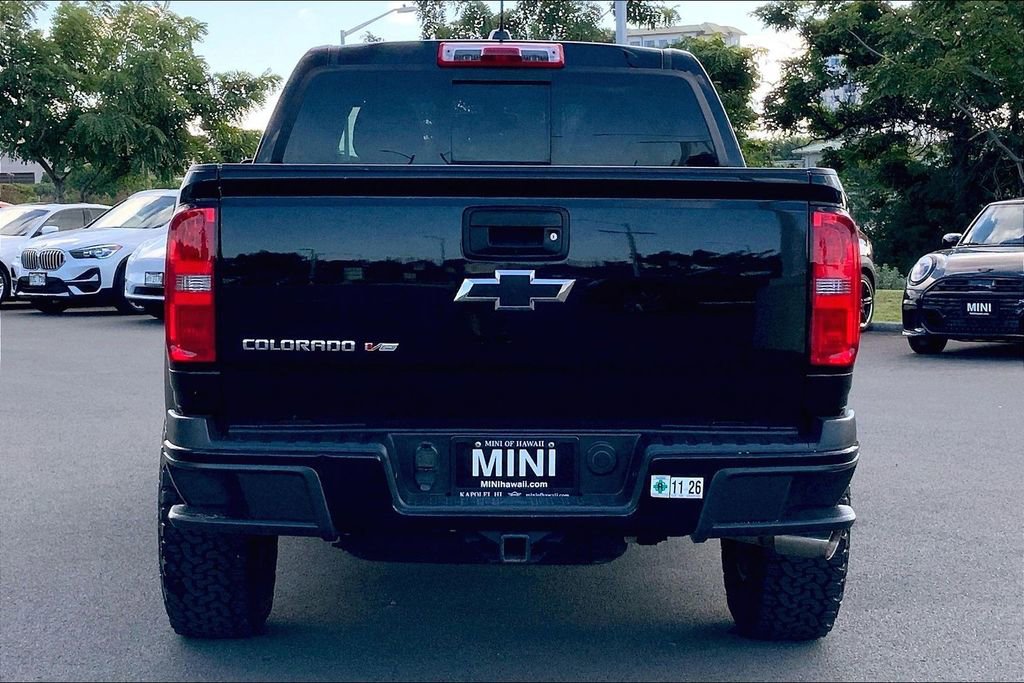 Used 2017 Chevrolet Colorado Z71 w/ Z71 Midnight Edition image 4