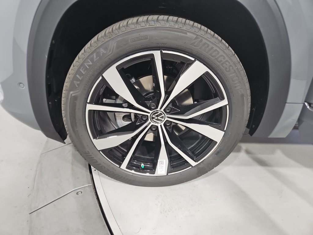 New 2026 Volkswagen Atlas SEL Premium R-Line AWD/4WD image 27