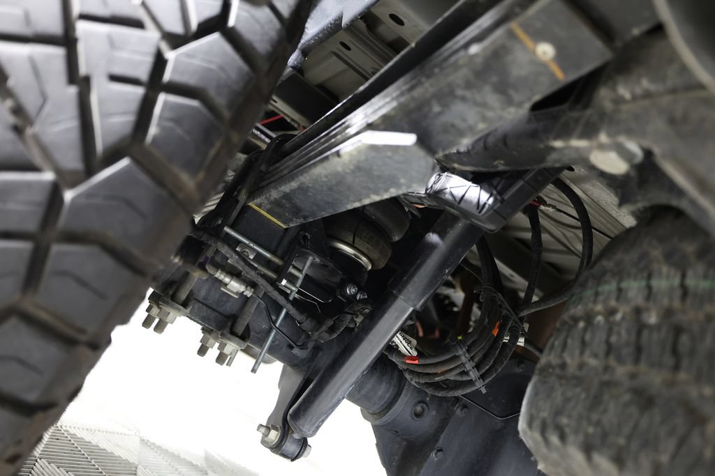Used 2025 Ford F250 Platinum AWD/4WD image 59