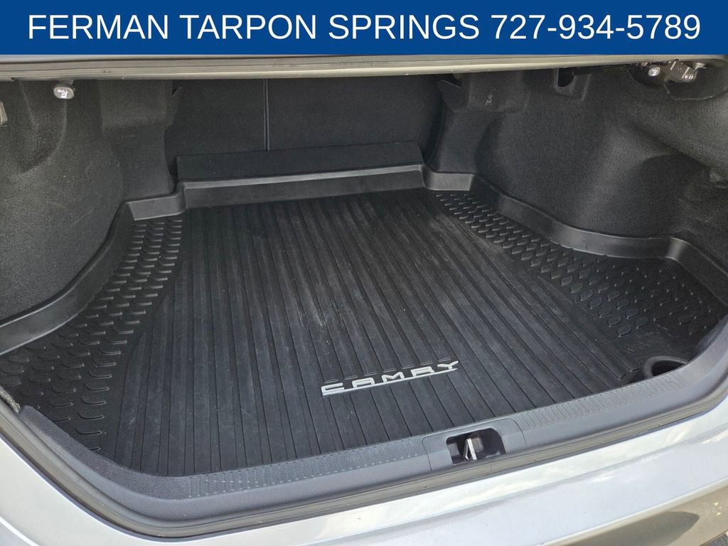 Used 2020 Toyota Camry LE FWD image 18