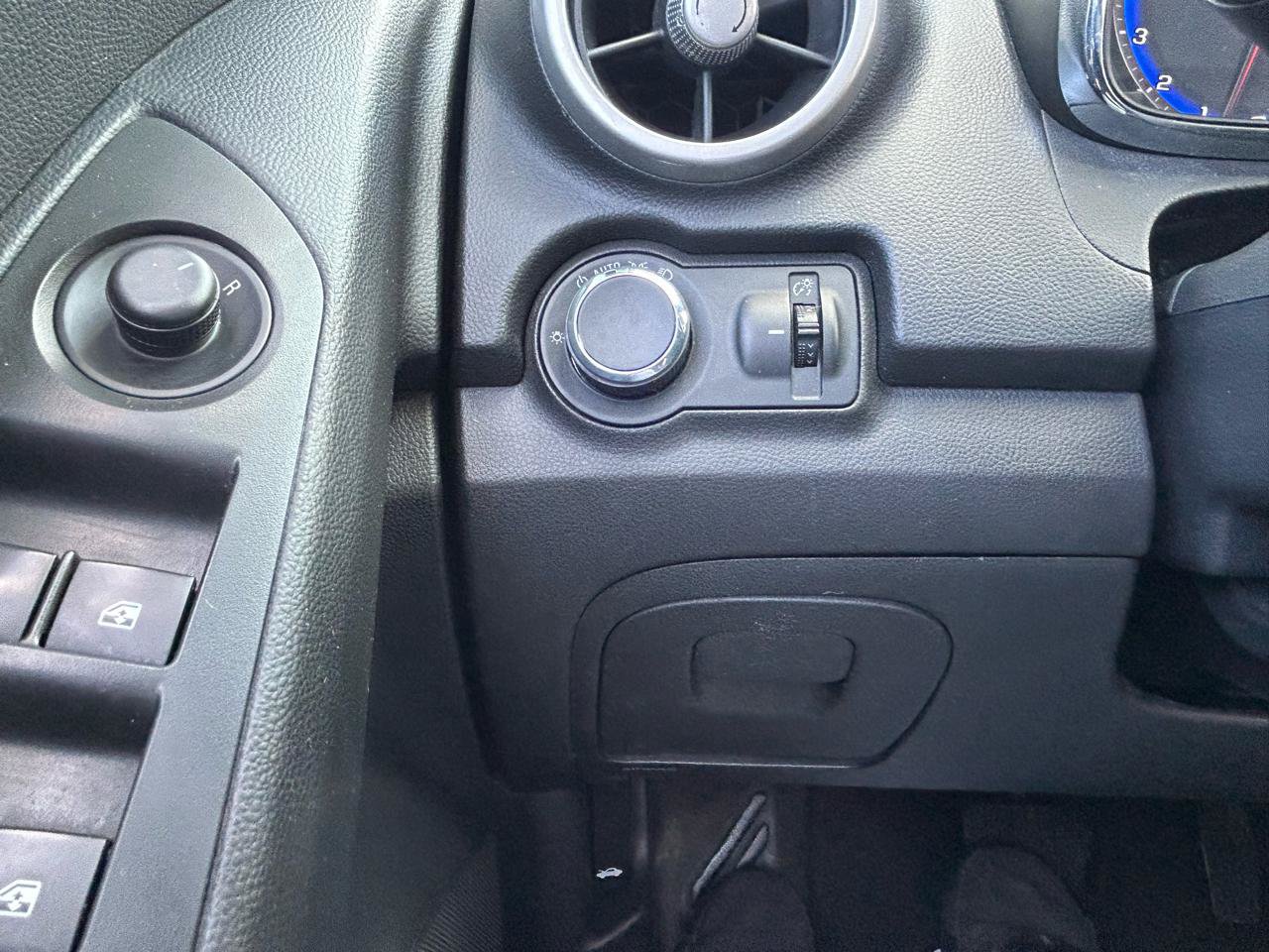 Used 2016 Chevrolet Trax LS FWD image 26