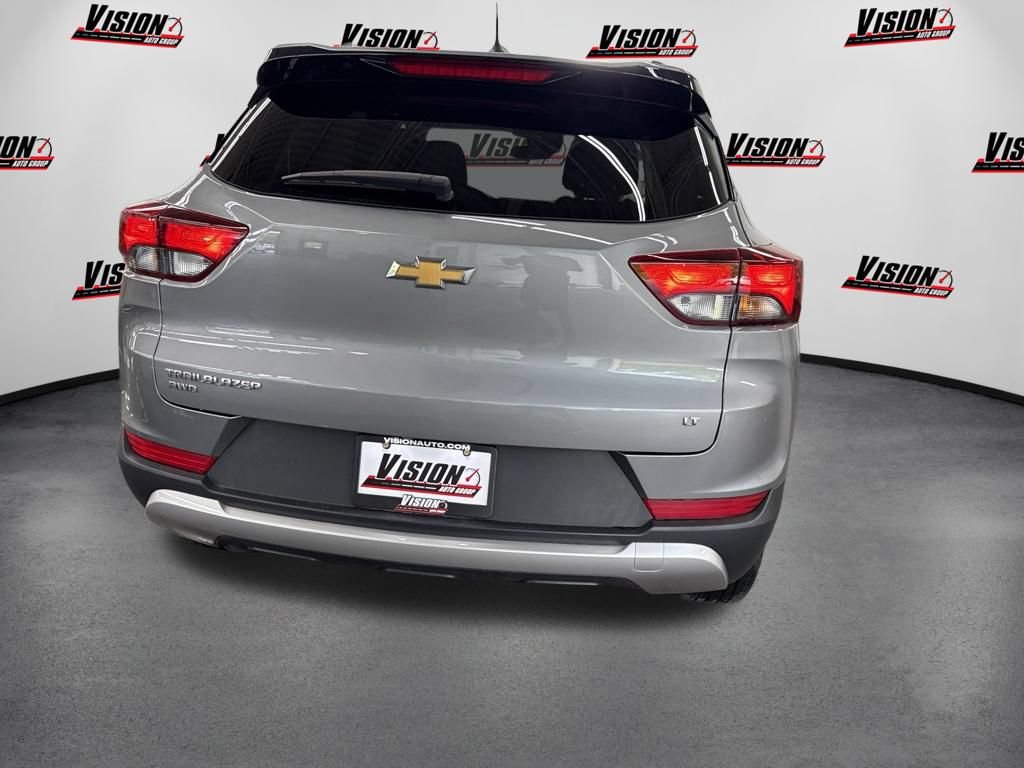 Used 2023 Chevrolet TrailBlazer LT w/ Convenience Package AWD/4WD image 6