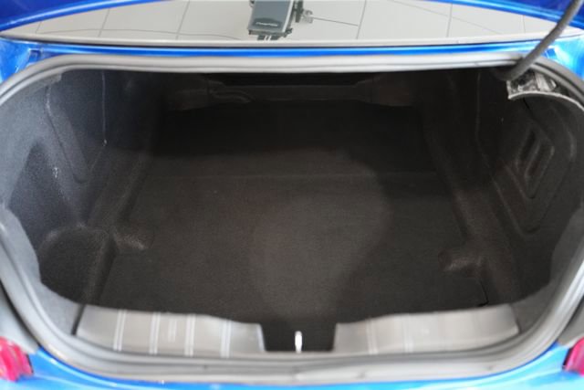 Used 2018 Chevrolet Camaro LT image 9