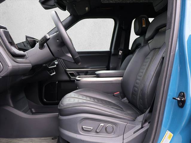 Used 2023 Rivian R1S Adventure AWD/4WD image 18