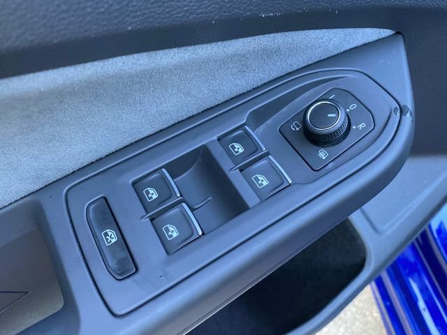 Used 2026 Volkswagen Golf w/ Euro Style Package AWD/4WD image 11