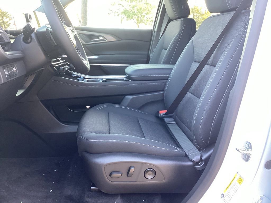 New 2026 Chevrolet Traverse LT image 5