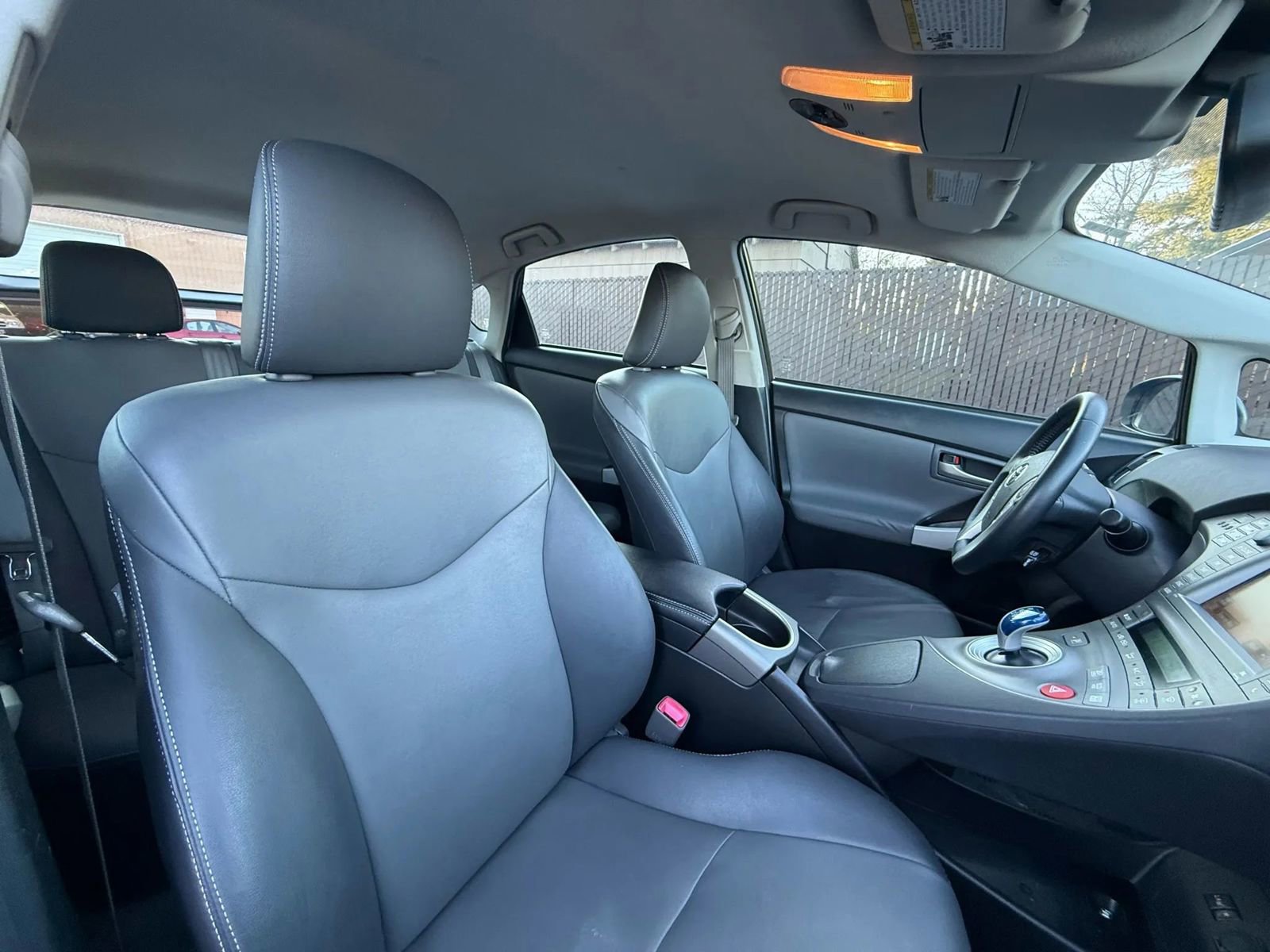 Used 2012 Toyota Prius Five image 27