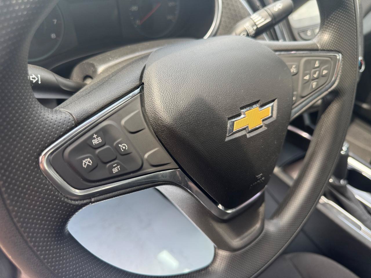 Used 2020 Chevrolet Malibu LT FWD image 18