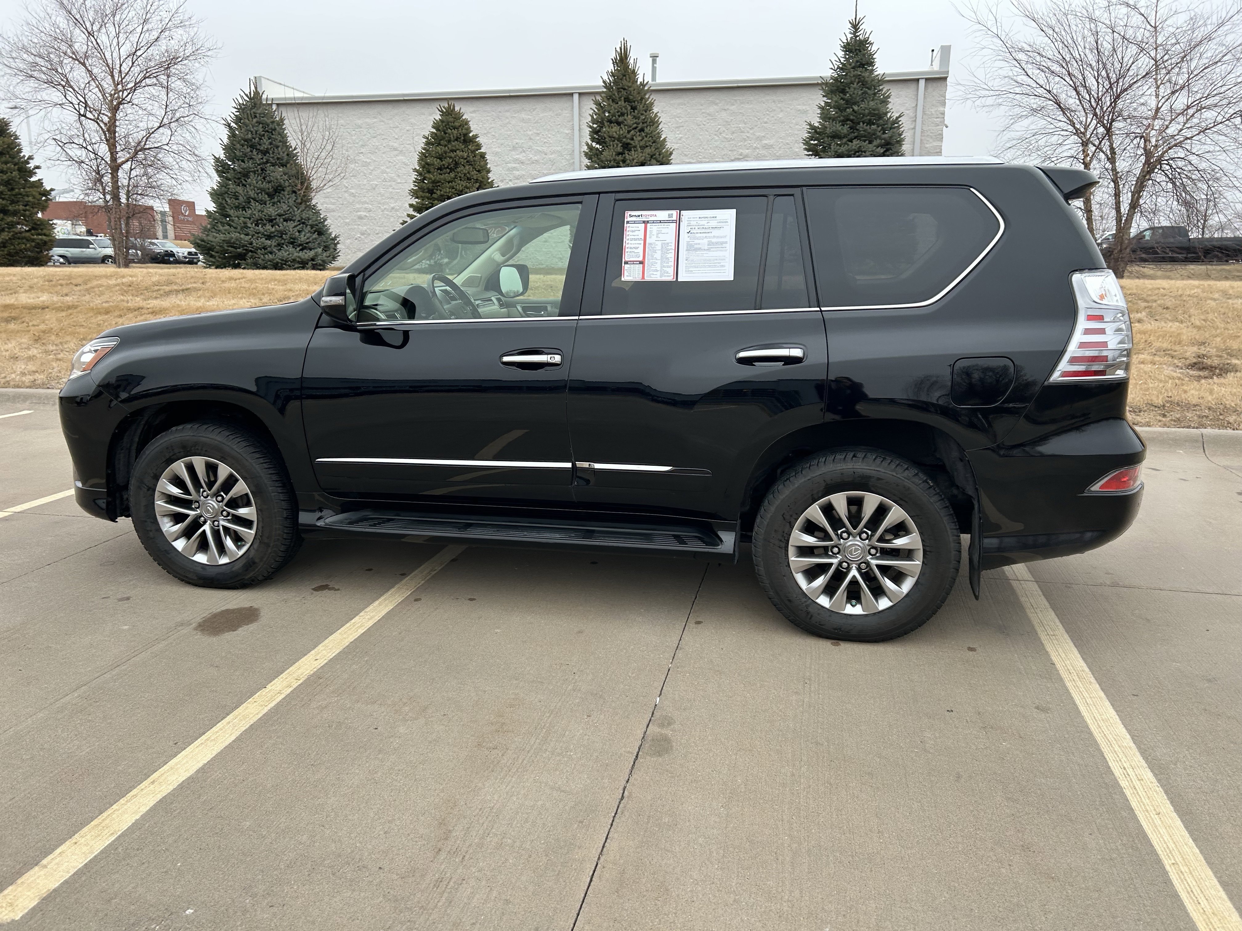 Used 2018 Lexus GX 460 Luxury w/ Preferred Accessory Package image 6
