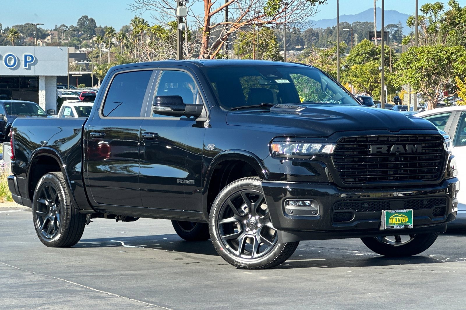 New 2027 RAM 1500 Laramie AWD/4WD image 2