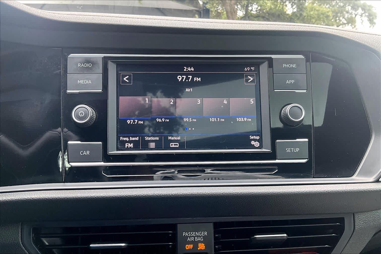 Used 2019 Volkswagen Jetta R-Line w/ R-Line Cold Weather Package FWD image 37