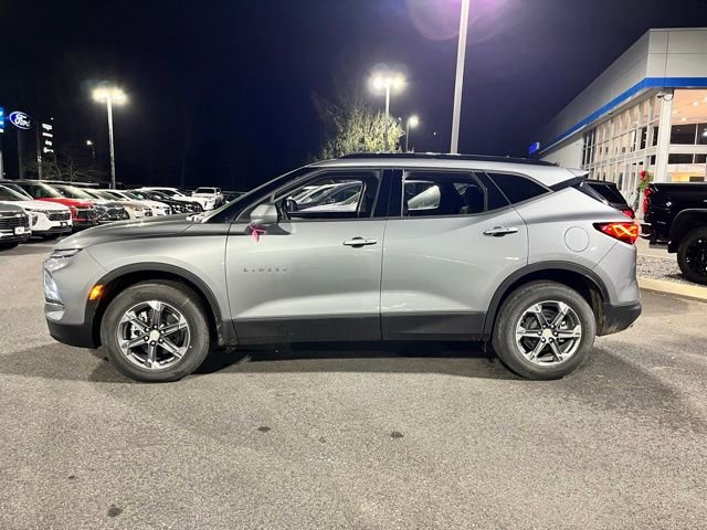 Used 2024 Chevrolet Blazer LT w/ Convenience Package FWD image 12