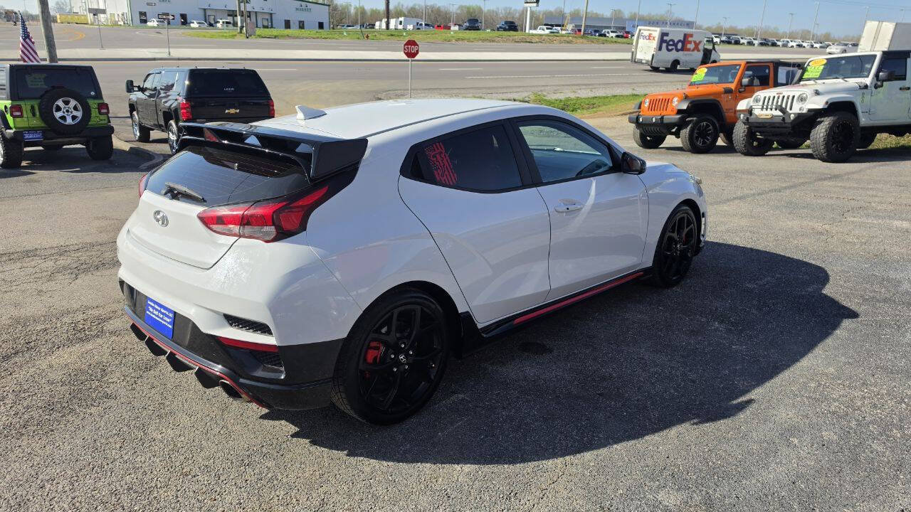 Used 2019 Hyundai Veloster N N FWD image 4