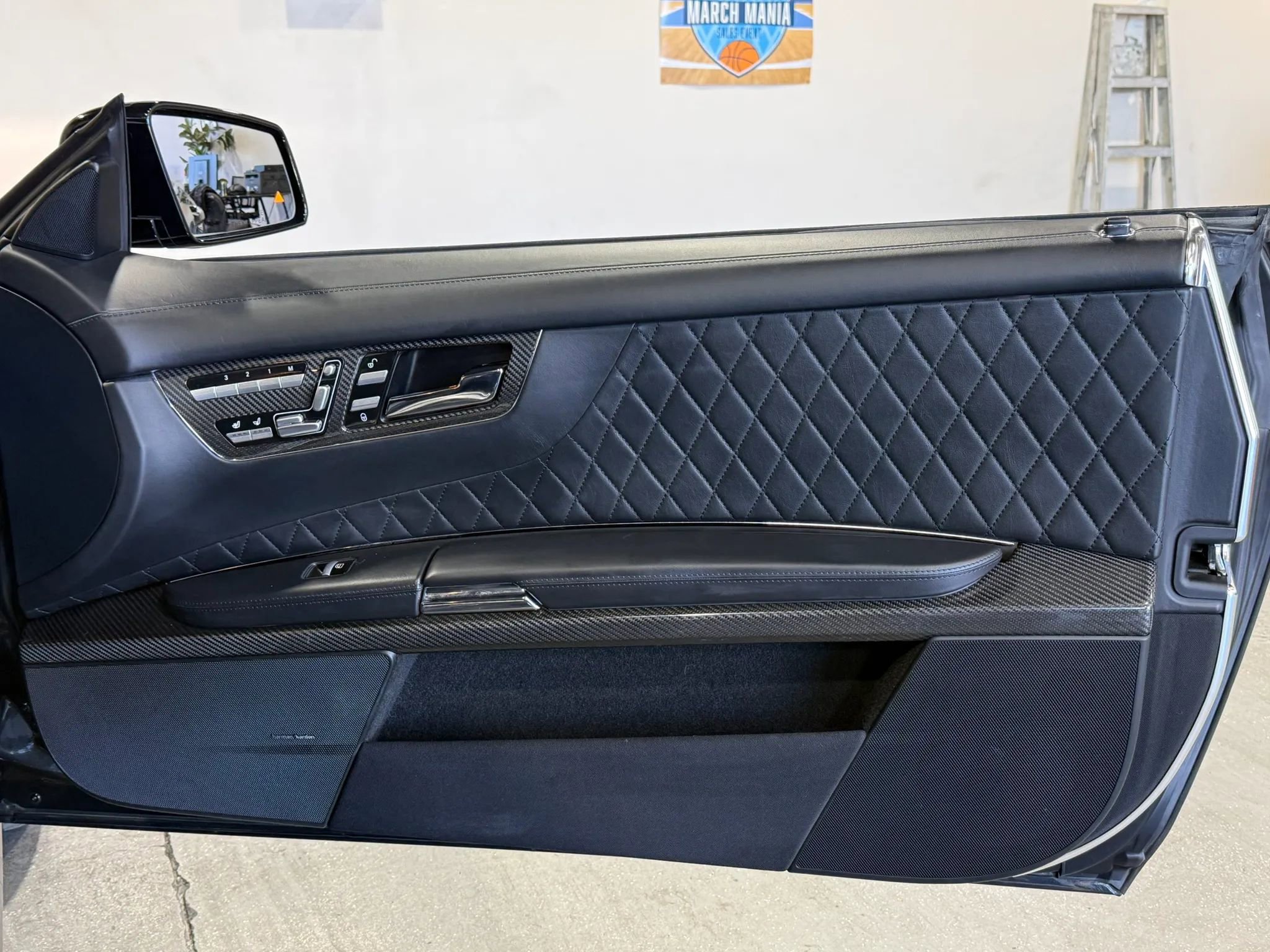 Used 2011 Mercedes-Benz CL 65 AMG image 21