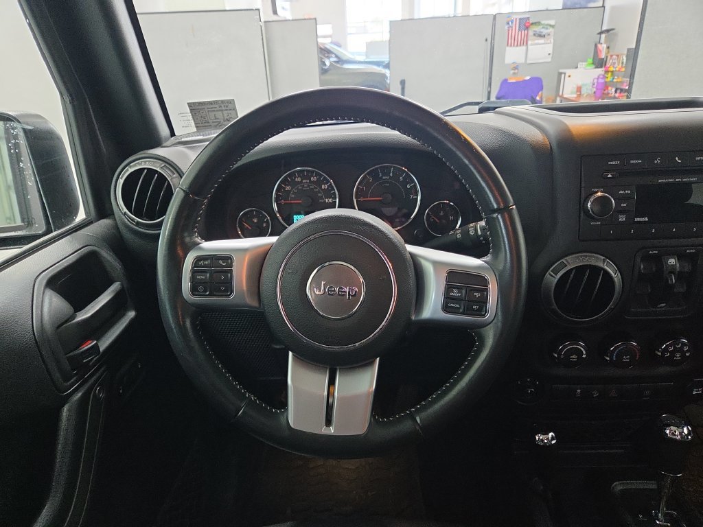 Used 2018 Jeep Wrangler Unlimited Sport AWD/4WD image 29