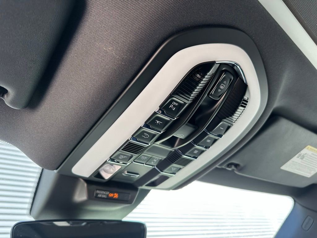 Certified 2023 Porsche Macan GTS image 36