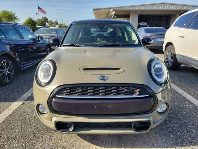 Used 2019 MINI Cooper S w/ Premium Package image 9