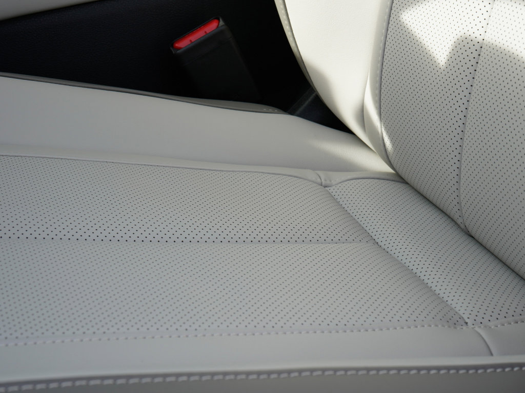 Certified 2026 INFINITI QX60 Luxe w/ Cargo Package image 26