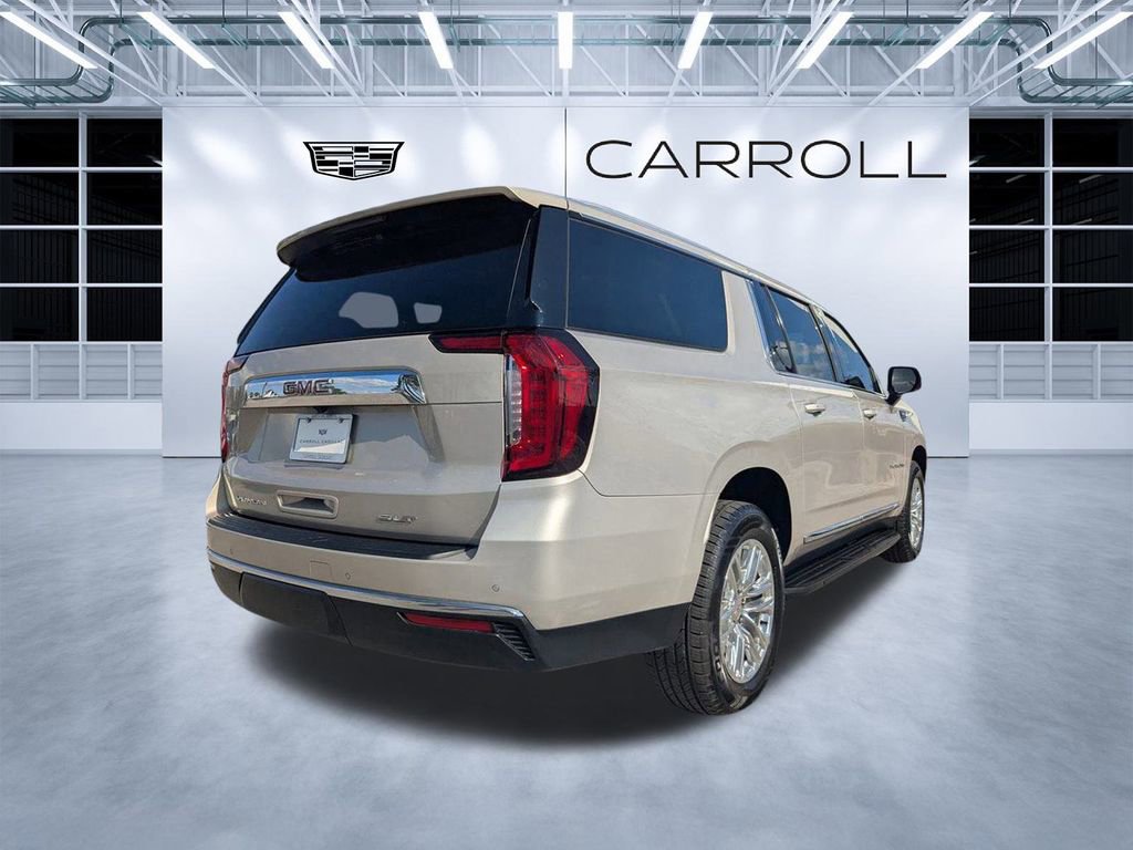 Used 2021 GMC Yukon XL SLT w/ SLT Premium Package image 4