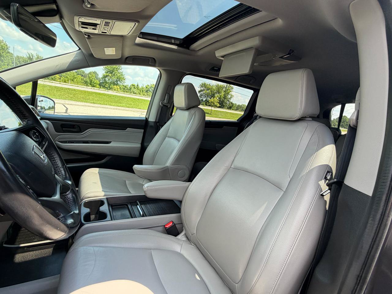 Used 2020 Honda Odyssey Touring image 12